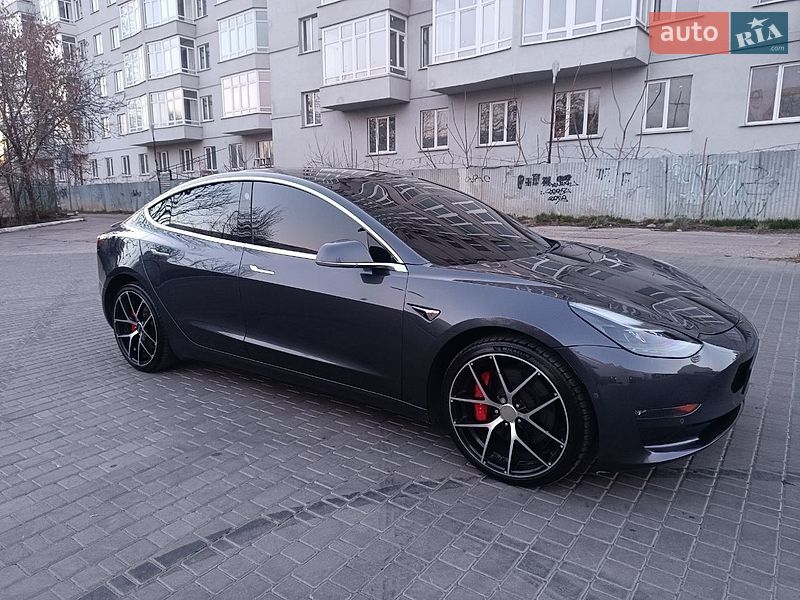 Tesla Model 3 2018 Tesla Model 3 2018