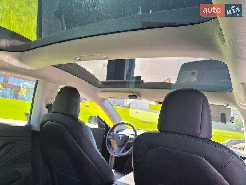Седан Tesla Model 3 2019 в Дніпрі