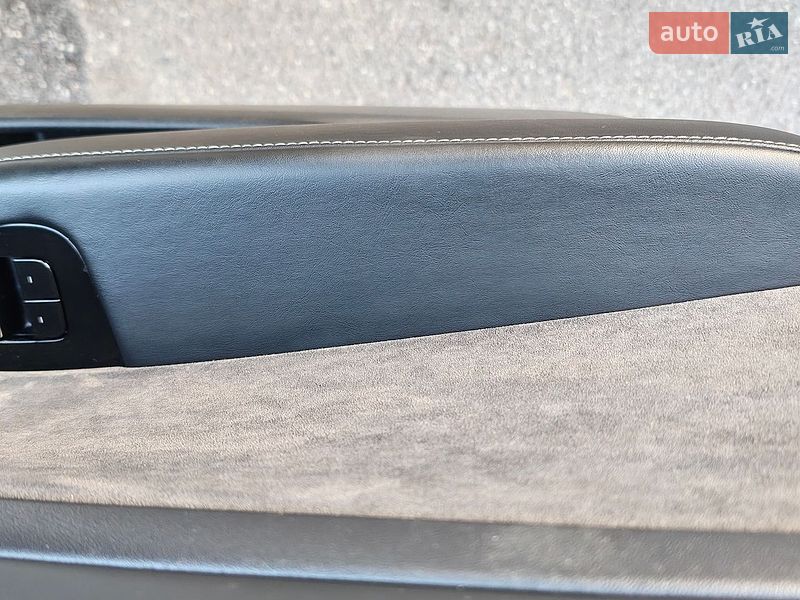 Седан Tesla Model 3 2020 в Киеве фото 29 Седан Tesla Model 3 2020 в Киеве