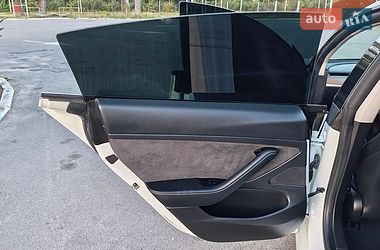 Седан Tesla Model 3 2020 в Киеве фото 42 Седан Tesla Model 3 2020 в Киеве