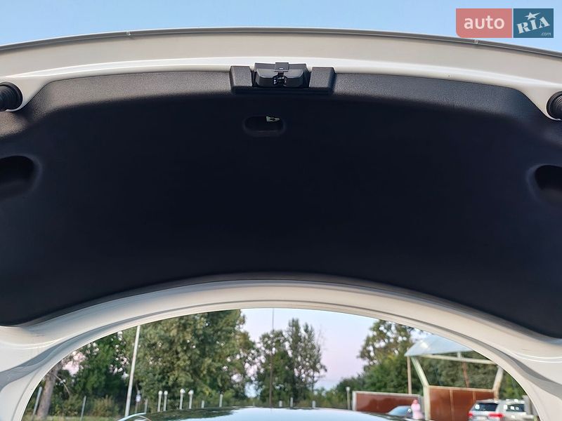 Седан Tesla Model 3 2020 в Киеве фото 49 Седан Tesla Model 3 2020 в Киеве