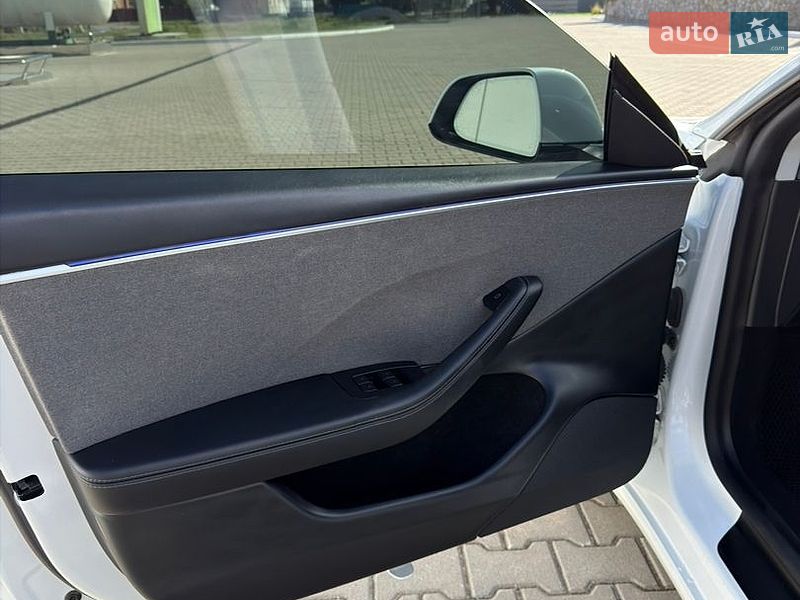 Седан Tesla Model 3 2024 в Вінниці фото 9 Седан Tesla Model 3 2024 в Вінниці