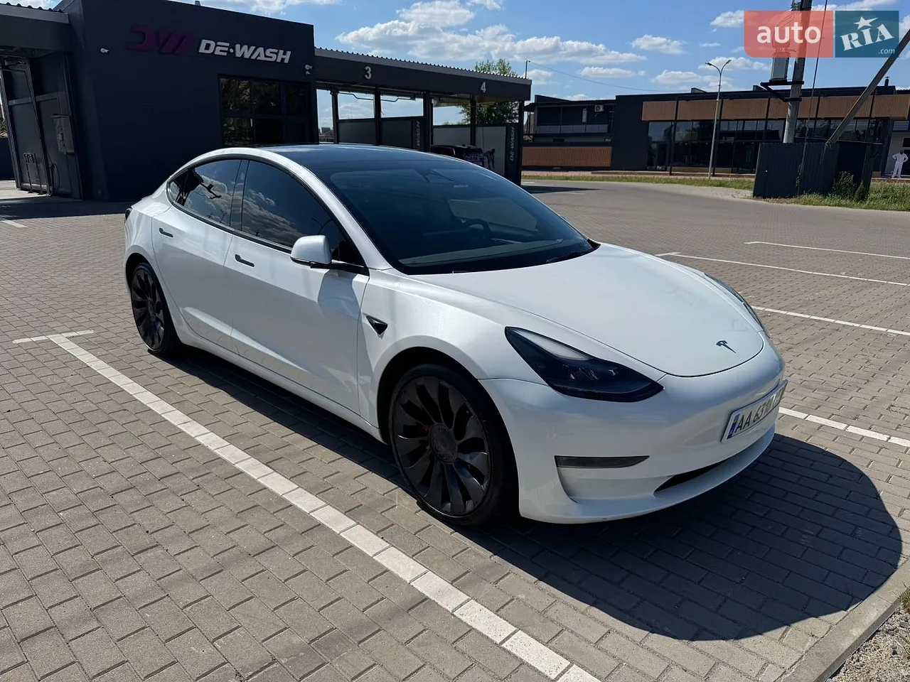 2024 Tesla Model 3 - мініатюра 21