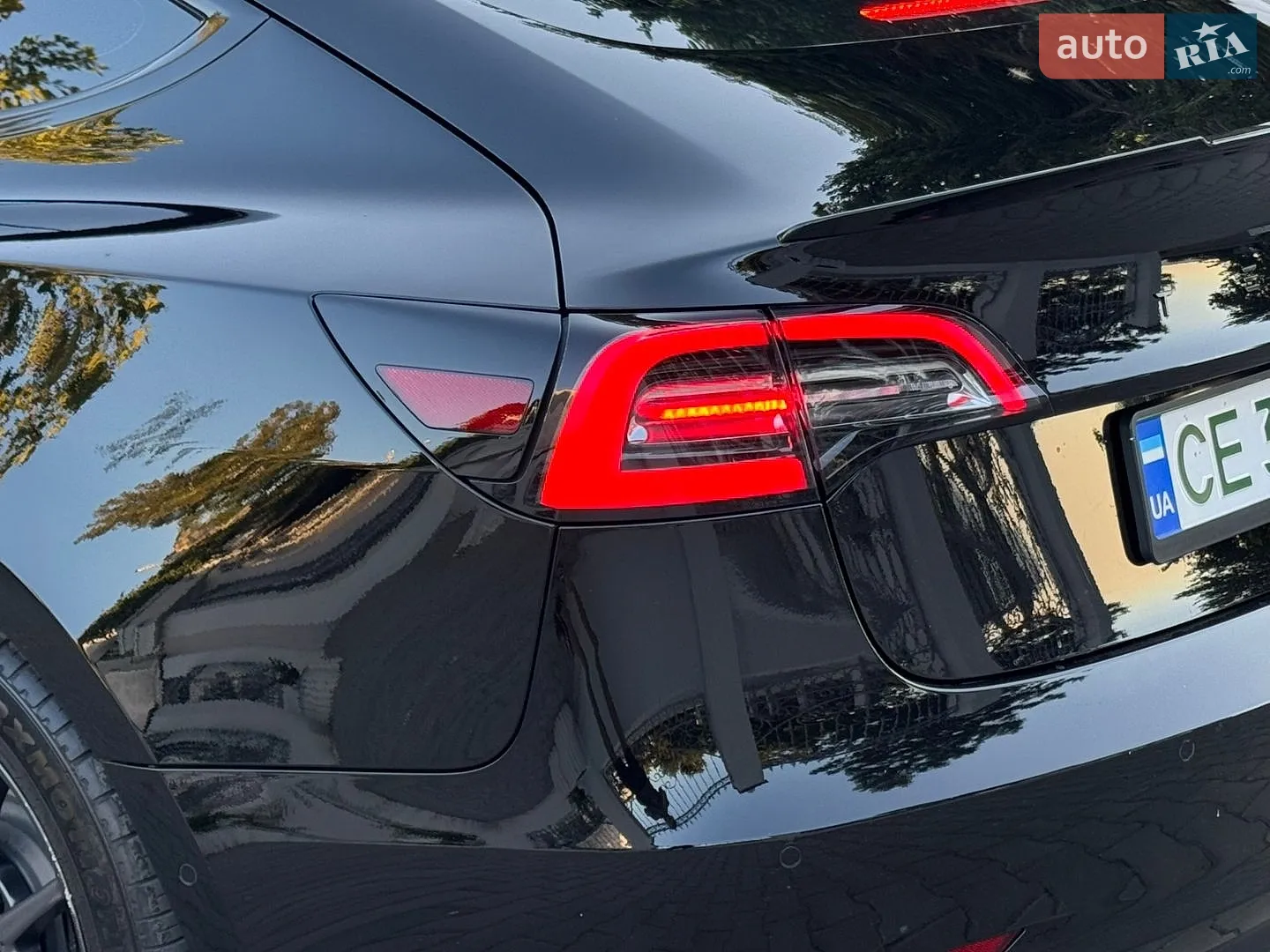 2019 Tesla Model 3 - мініатюра 5