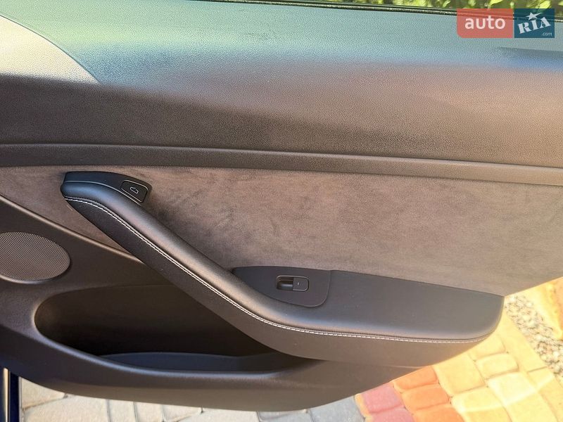 Седан Tesla Model 3 2022 в Ровно фото 23 Седан Tesla Model 3 2022 в Ровно