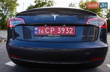 Седан Tesla Model 3 2018 в Дрогобыче