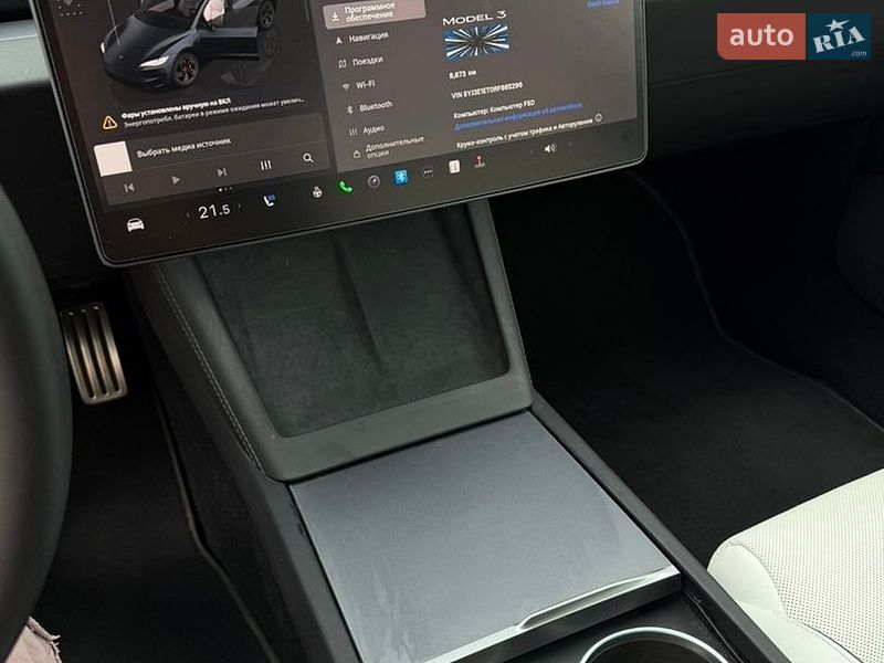 Седан Tesla Model 3 2024 в Киеве