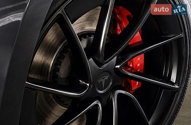 Седан Tesla Model 3 2024 в Киеве