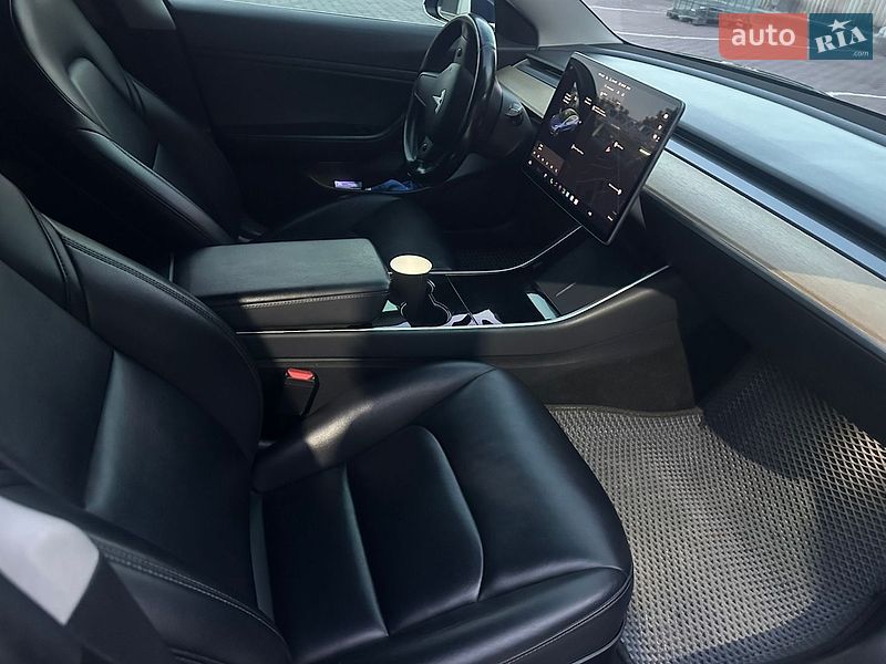 Седан Tesla Model 3 2018 в Вінниці фото 24 Седан Tesla Model 3 2018 в Вінниці