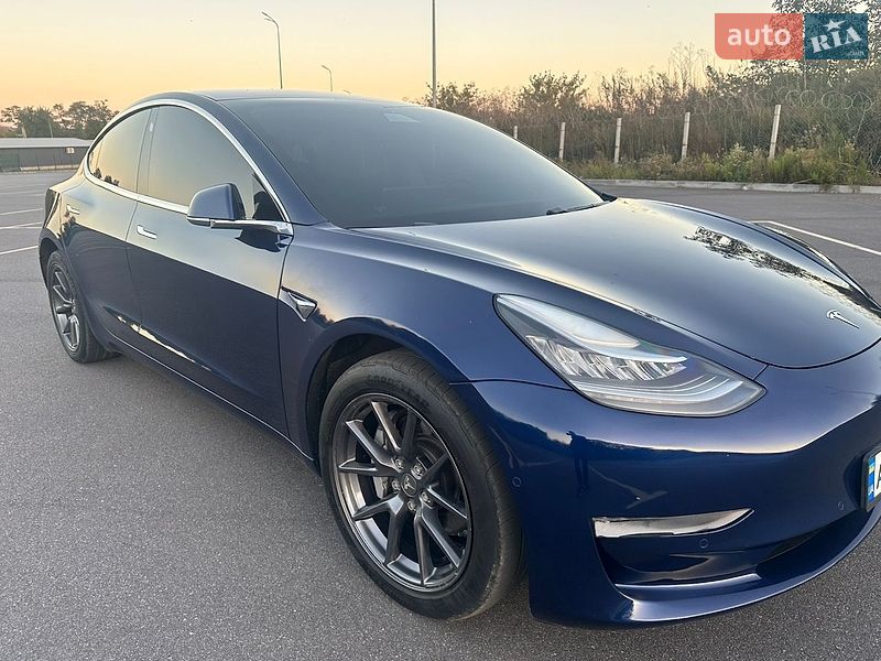 Седан Tesla Model 3 2018 в Вінниці фото Седан Tesla Model 3 2018 в Вінниці