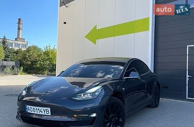 Седан Tesla Model 3 2018 в Ужгороде
