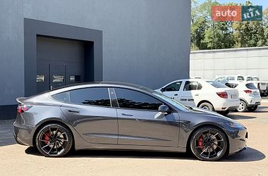Седан Tesla Model 3 2024 в Киеве фото 11 Седан Tesla Model 3 2024 в Киеве
