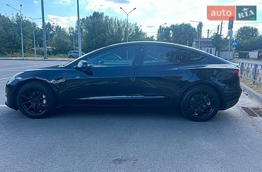 Седан Tesla Model 3 2018 в Киеве