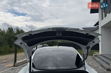 Седан Tesla Model 3 2021 в Яворові