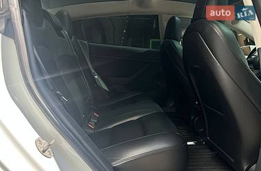 Седан Tesla Model 3 2018 в Києві