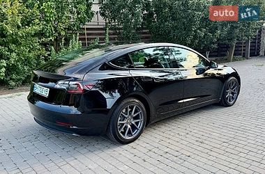 Седан Tesla Model 3 2022 в Одессе