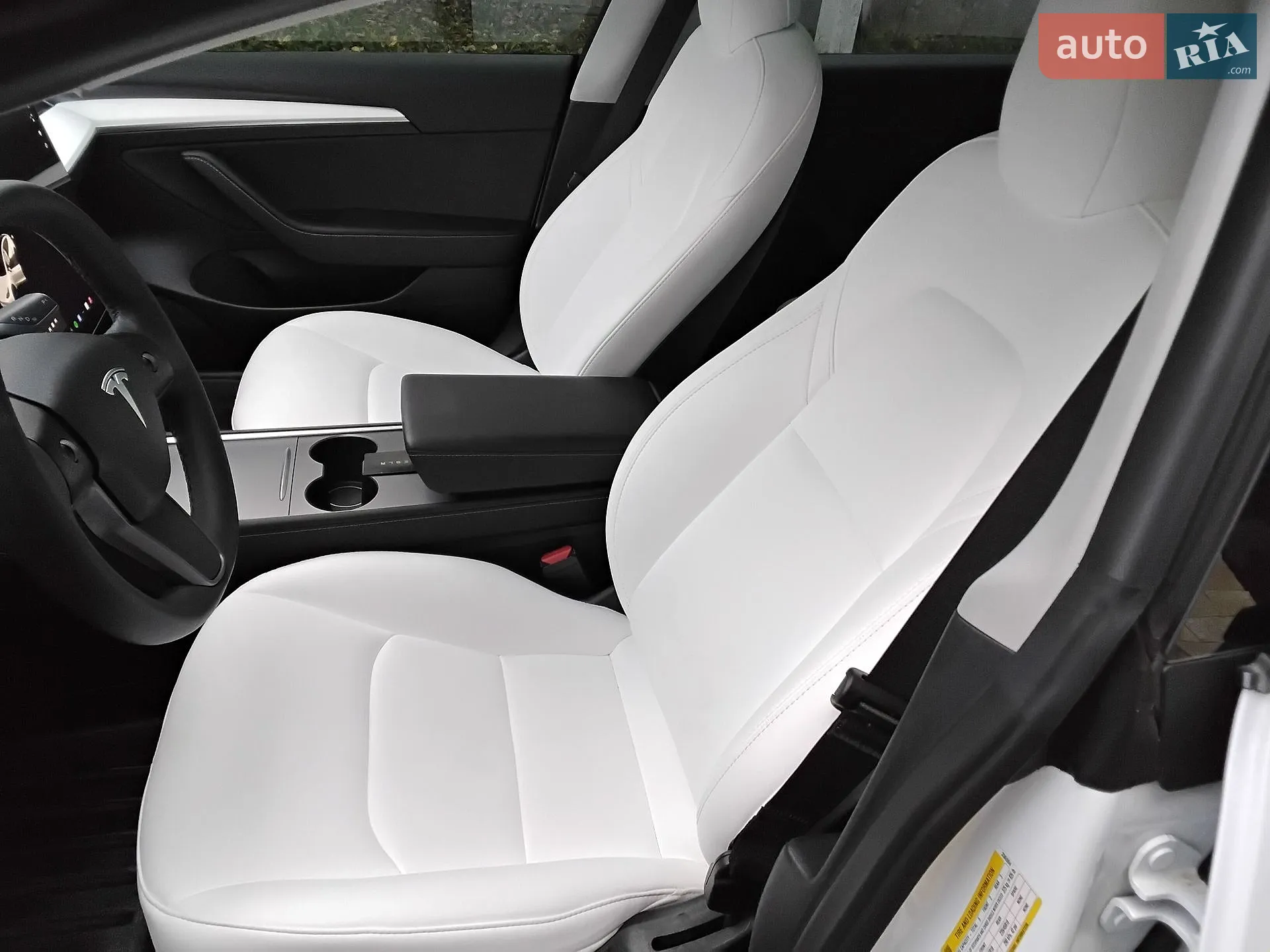 2022 Tesla Model 3 - мініатюра 18