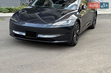 Седан Tesla Model 3 2024 в Фастові