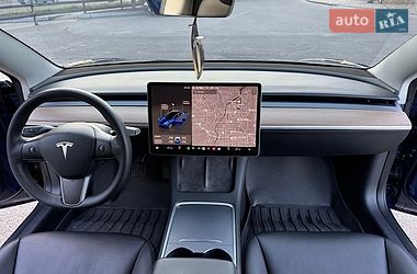 Седан Tesla Model 3 2022 в Кропивницькому