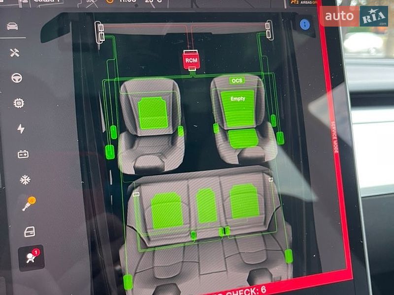 Седан Tesla Model 3 2023 в Луцке