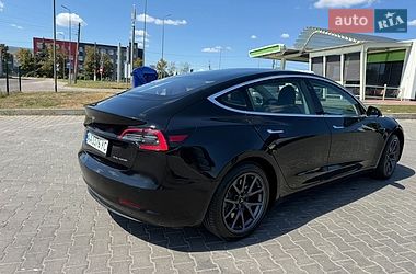 Седан Tesla Model 3 2019 в Києві