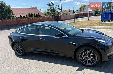 Седан Tesla Model 3 2019 в Києві
