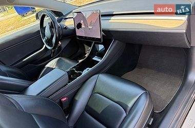 Седан Tesla Model 3 2019 в Києві