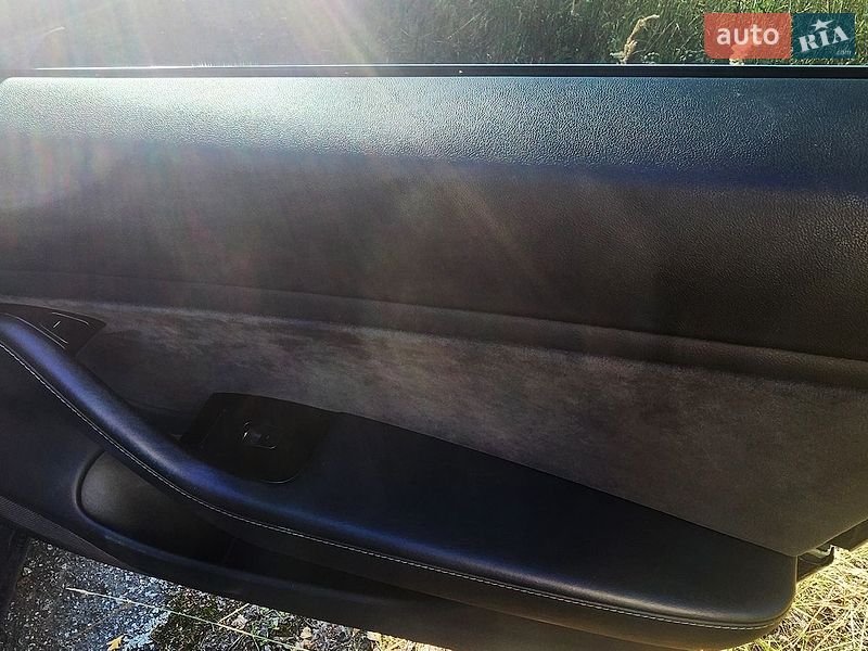 Седан Tesla Model 3 2018 в Ніжині