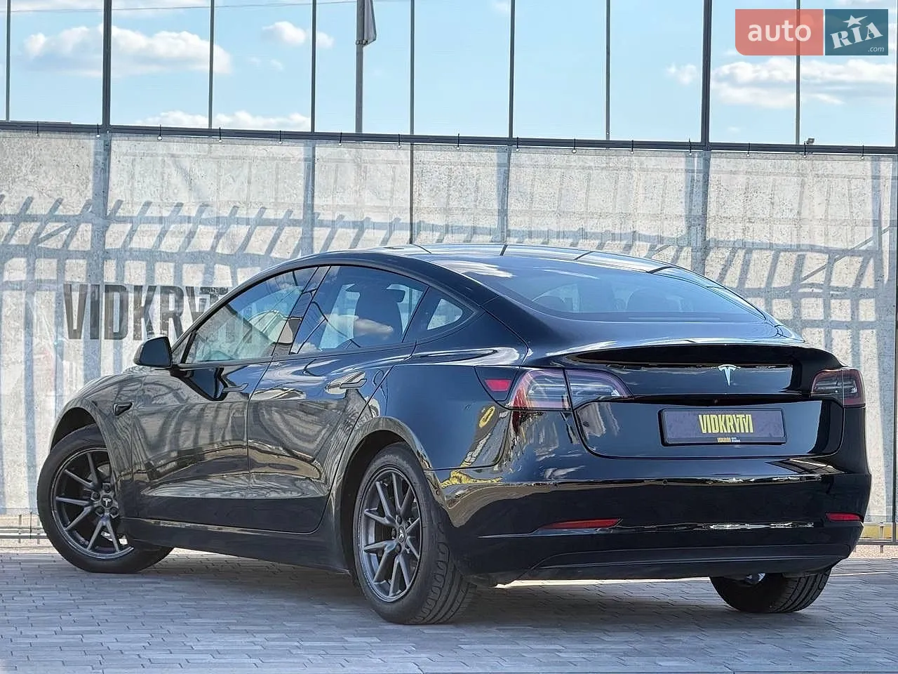 2018 Tesla Model 3 - мініатюра 15