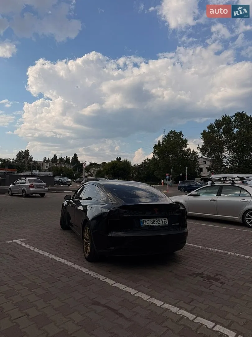 2019 Tesla Model 3 - мініатюра 8