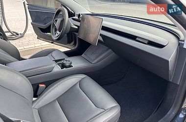 Седан Tesla Model 3 2024 в Ивано-Франковске