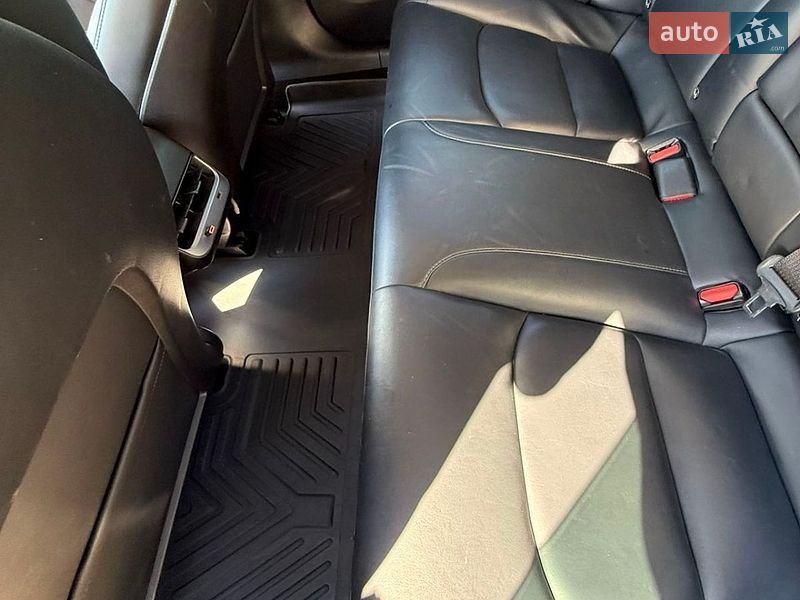 Седан Tesla Model 3 2019 в Харькове