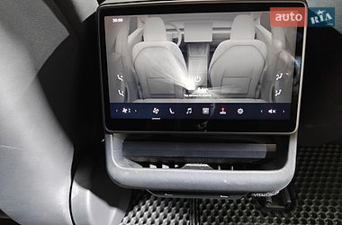Седан Tesla Model 3 2024 в Киеве