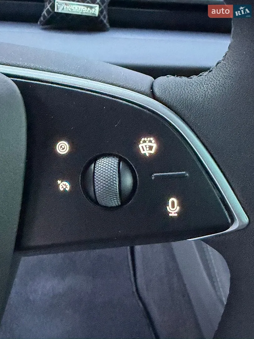2025 Tesla Model 3 - мініатюра 37
