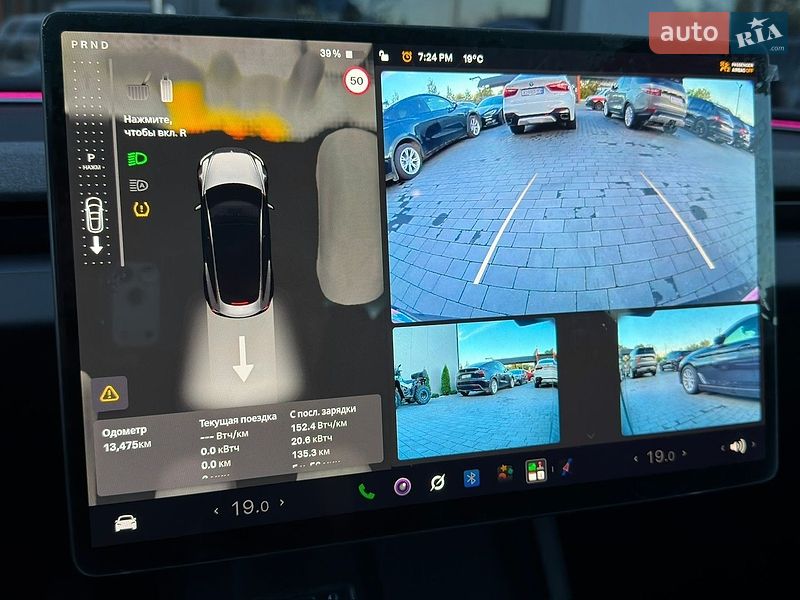 Седан Tesla Model 3 2025 в Черновцах