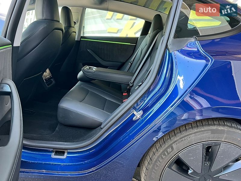 Седан Tesla Model 3 2024 в Киеве фото 34 Седан Tesla Model 3 2024 в Киеве
