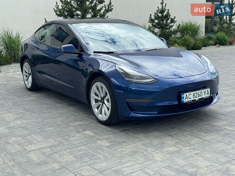 Седан Tesla Model 3 2022 в Луцке фото Седан Tesla Model 3 2022 в Луцке