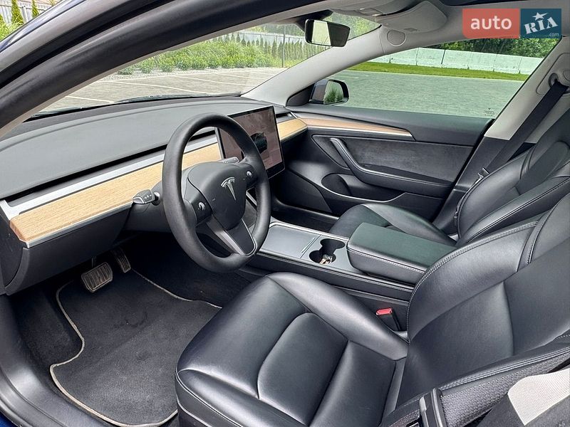 Седан Tesla Model 3 2022 в Луцке фото 5 Седан Tesla Model 3 2022 в Луцке