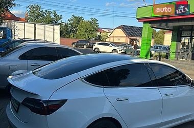 Седан Tesla Model 3 2018 в Изяславе фото 3 Седан Tesla Model 3 2018 в Изяславе