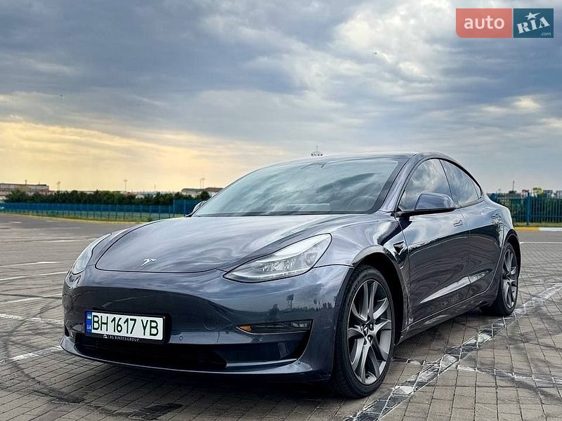 Седан Tesla Model 3 2021 в Одессе фото Седан Tesla Model 3 2021 в Одессе