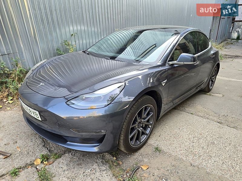 Tesla Model 3 2019