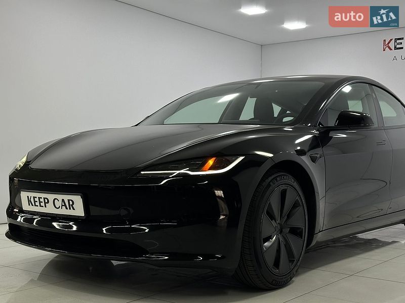 Седан Tesla Model 3 2024 в Одессе