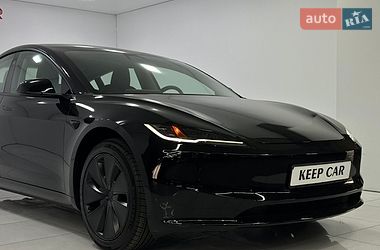 Седан Tesla Model 3 2024 в Одессе