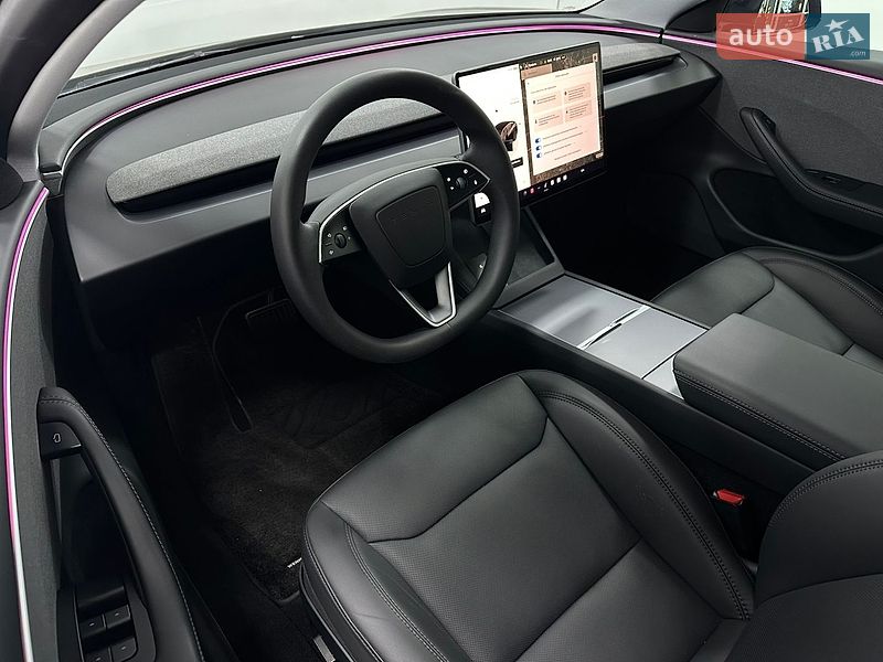 Седан Tesla Model 3 2024 в Одессе