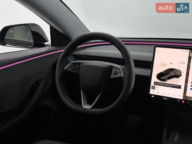 Седан Tesla Model 3 2024 в Одессе