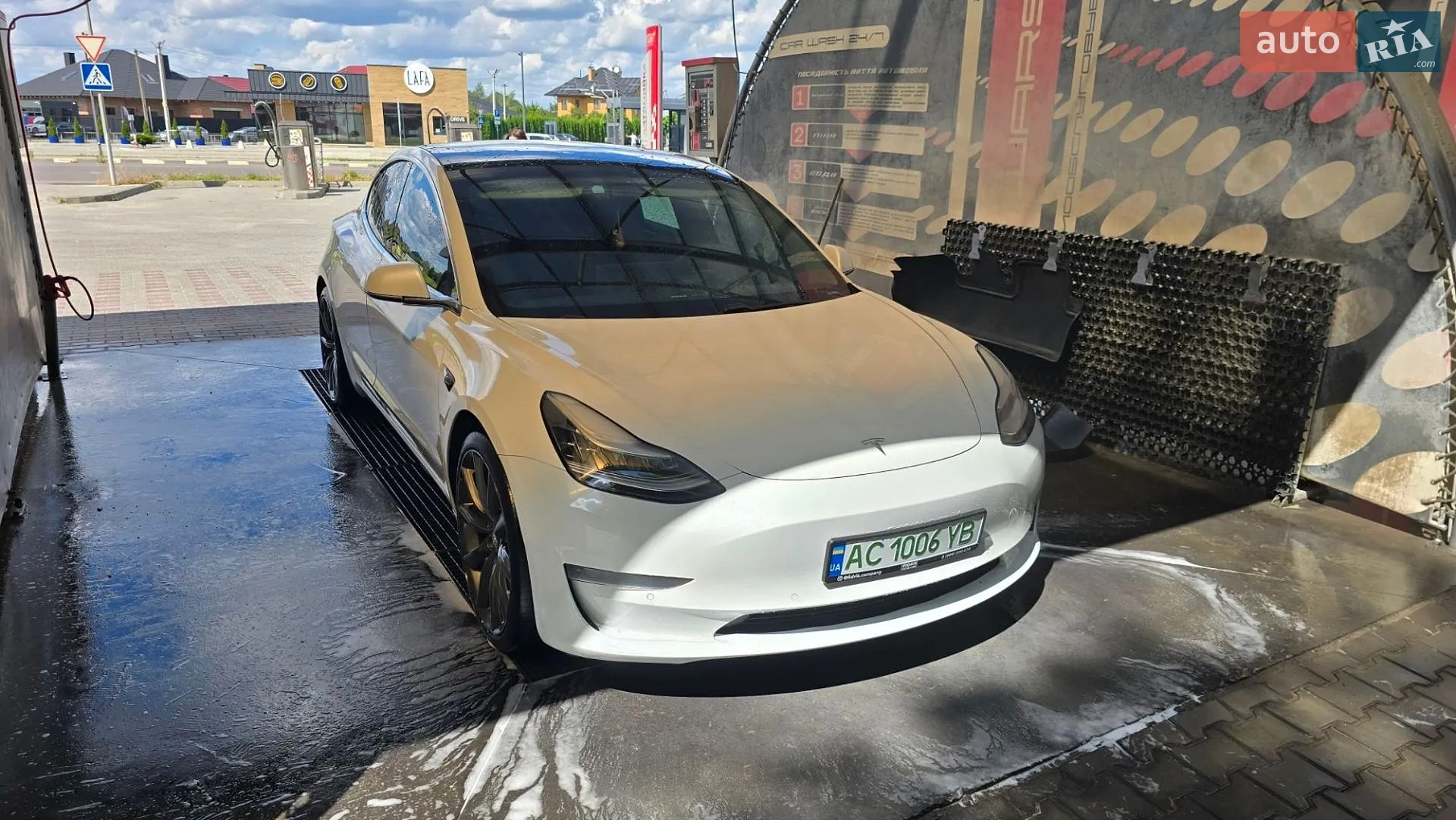 2020 Tesla Model 3 - мініатюра 2