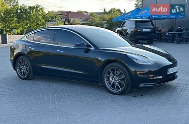 Седан Tesla Model 3 2019 в Тернополе