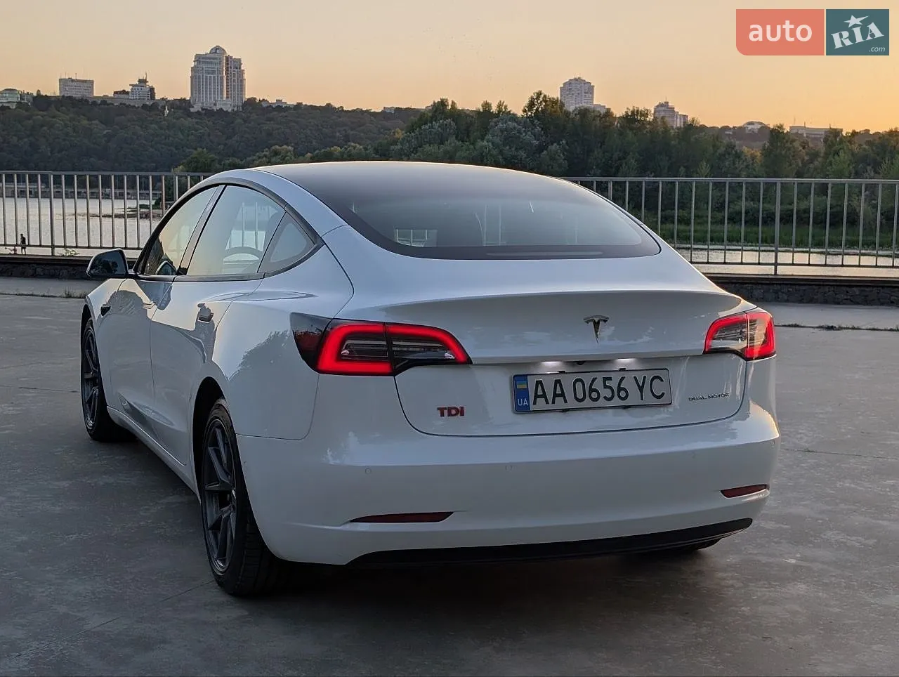 2022 Tesla Model 3 - мініатюра 4