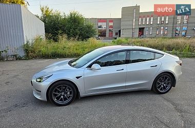 Седан Tesla Model 3 2018 в Днепре