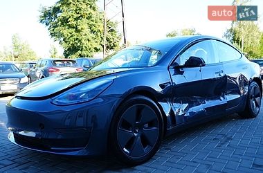 Седан Tesla Model 3 2024 в Дрогобичі